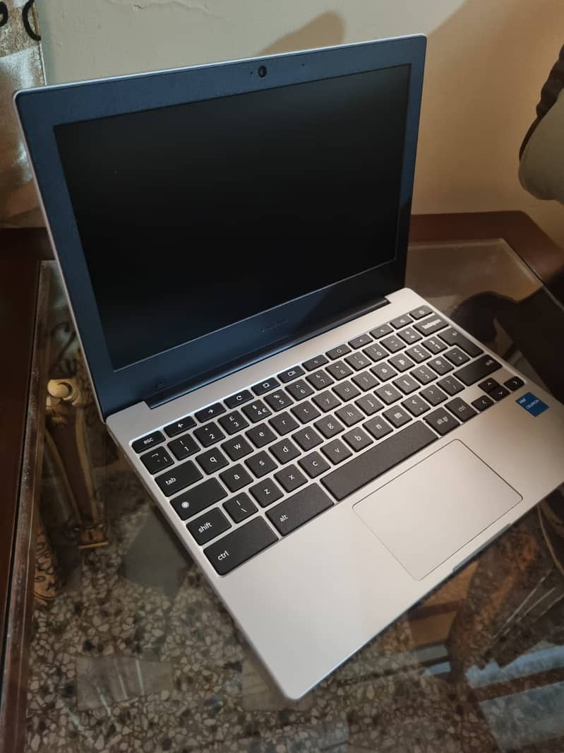 GALAXY CHROMEBOOK GO (SAMSUNG) 7