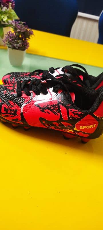 Shoes soccer 1