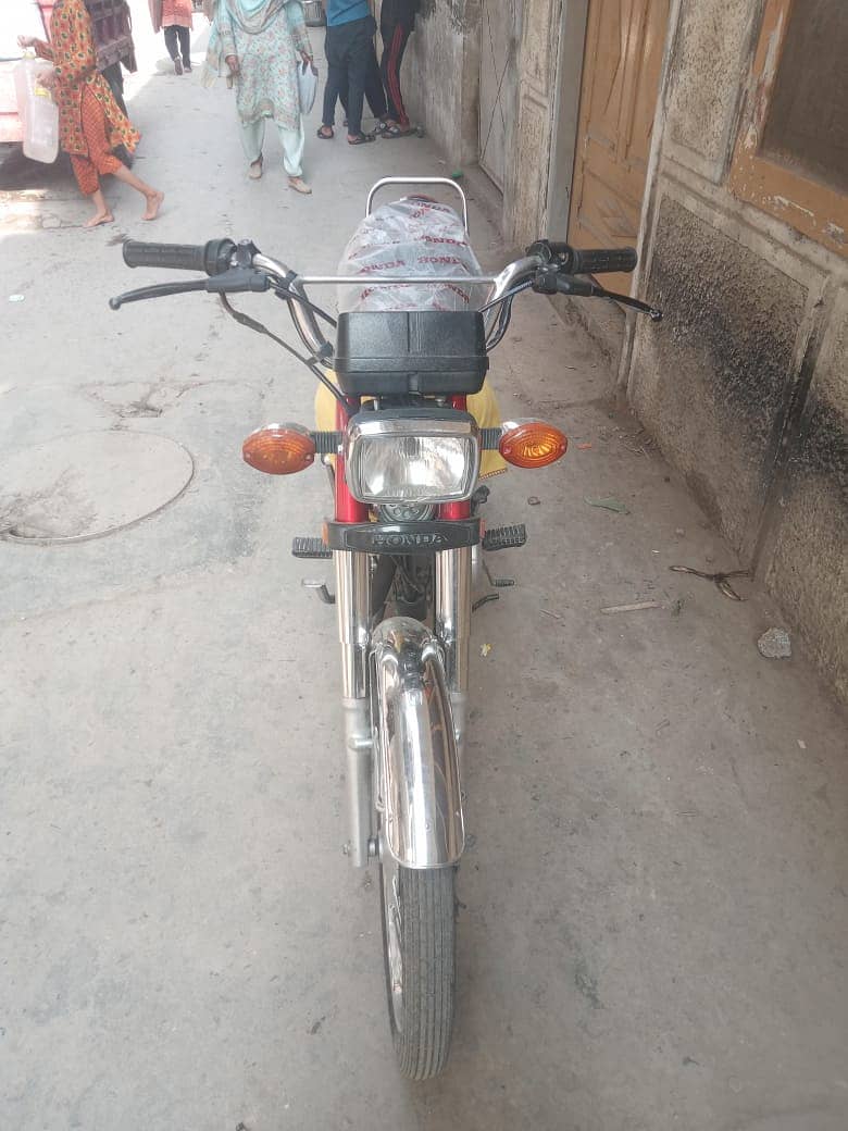 Brand new Honda CG 125 2022 for sale WhatsApp 03175218868 4