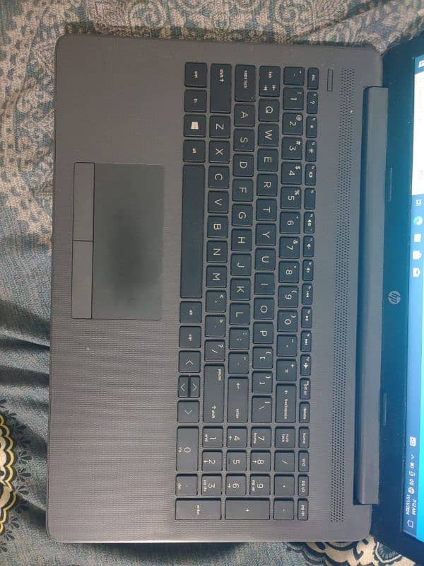 HP G7 notebook 3