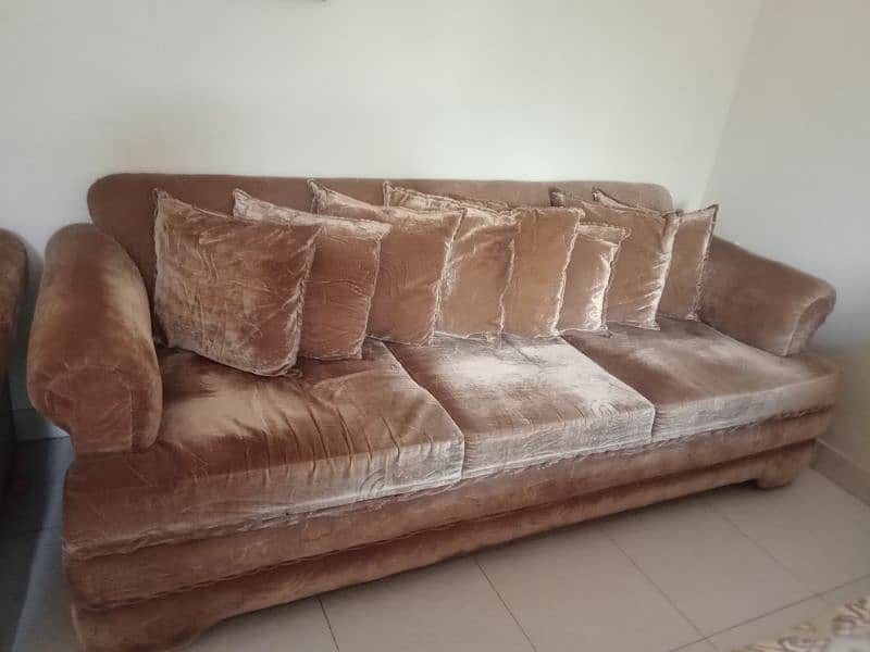 sofa set with matching cushion 0