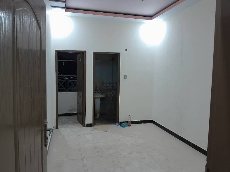 2 Bed Drawing Dining 4 floor Flat For Rent Nazimabad 3 0