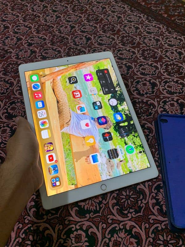 ipad pro 12.9-inch 2nd generation 2