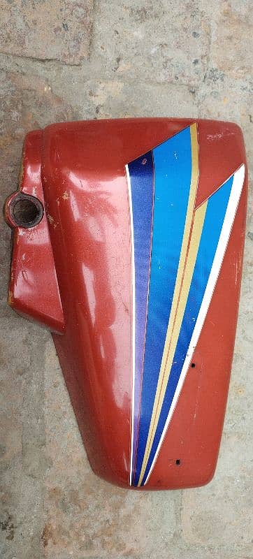 Honda 125 2008 model original fuel tank set 2