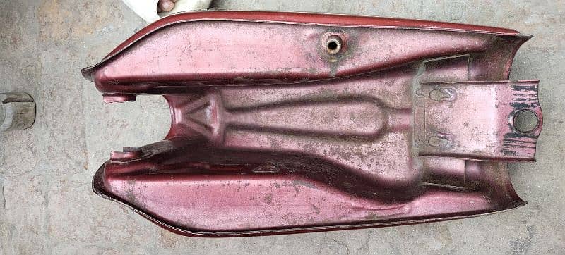 Honda 125 2008 model original fuel tank set 4