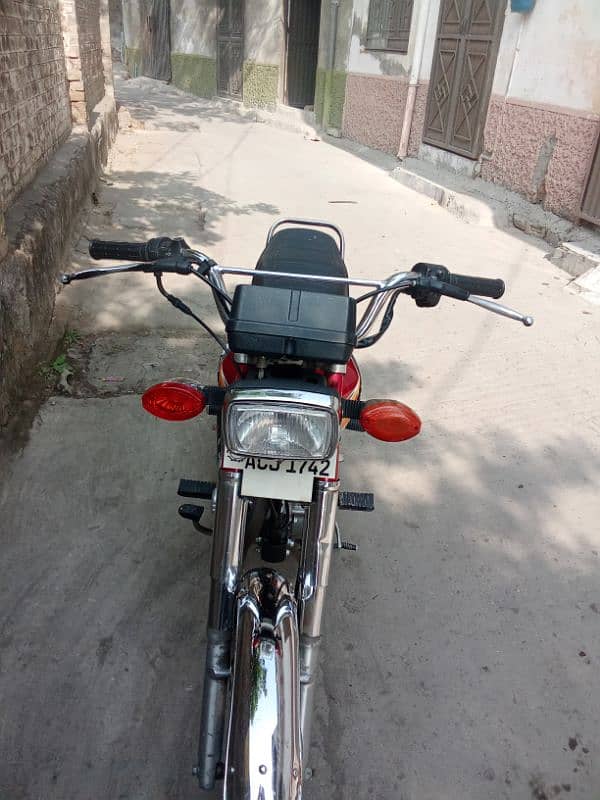 Honda 125 2021 model punjab Num 9