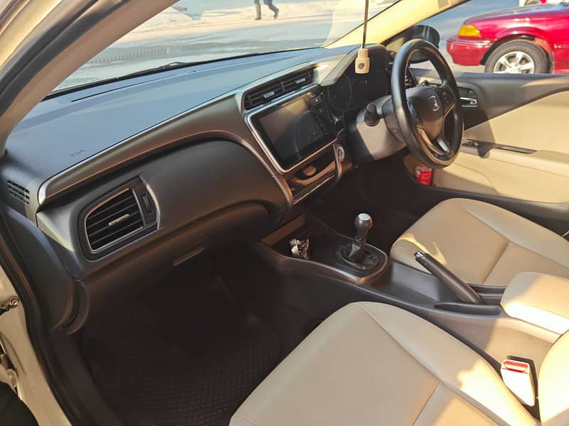 Honda City Aspire 2022 1.5 Manual 3