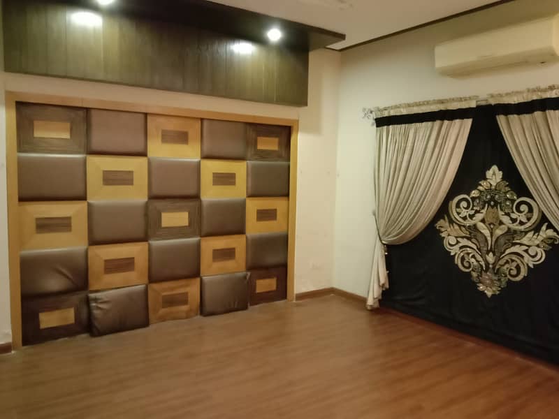 1 Kanal Super Out House Prime Hot For Sale dha Phase4 7