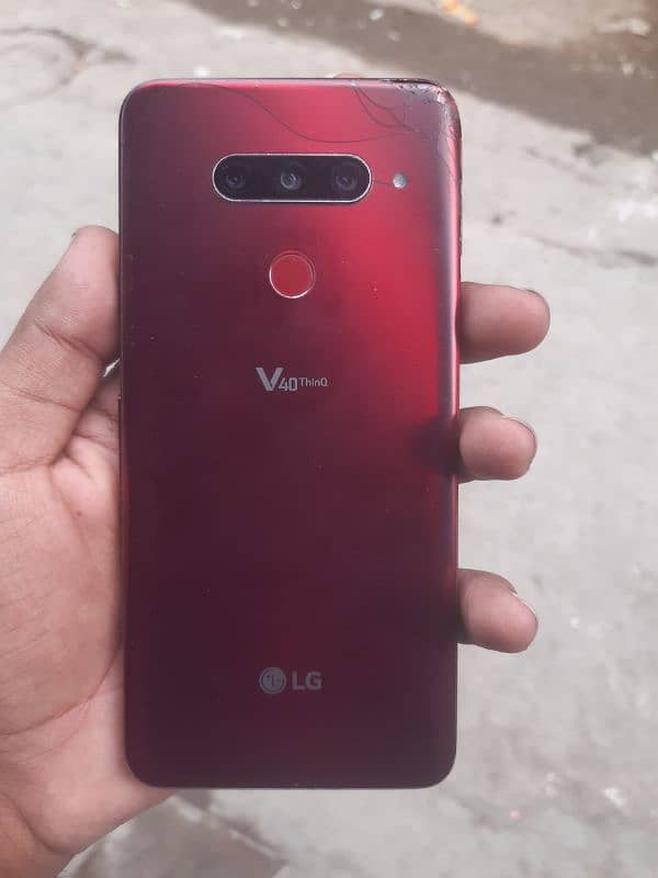 LG V 40 THINQ Broad dead ha or Pannel damage ha But touch theek ha 1