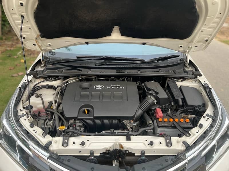 Toyota Corolla Altis X 1.6 2021 13