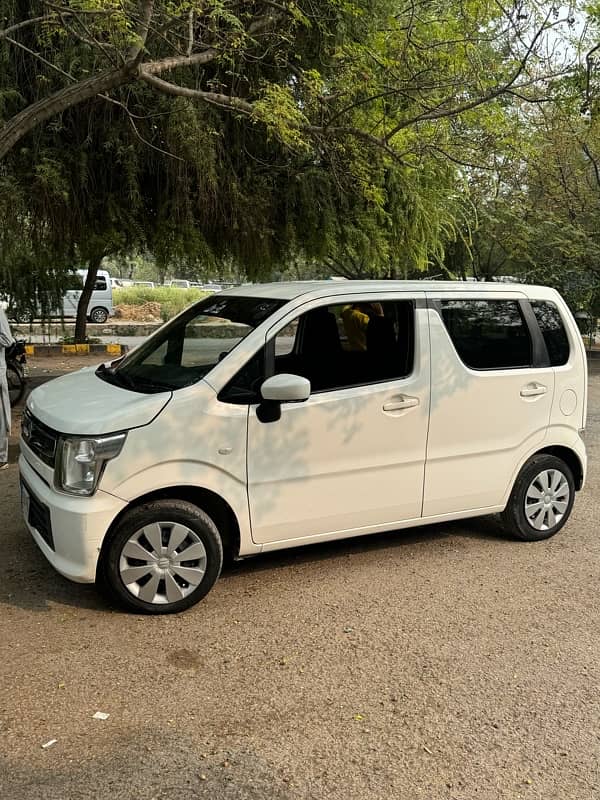 Suzuki Wagon R 2019 1