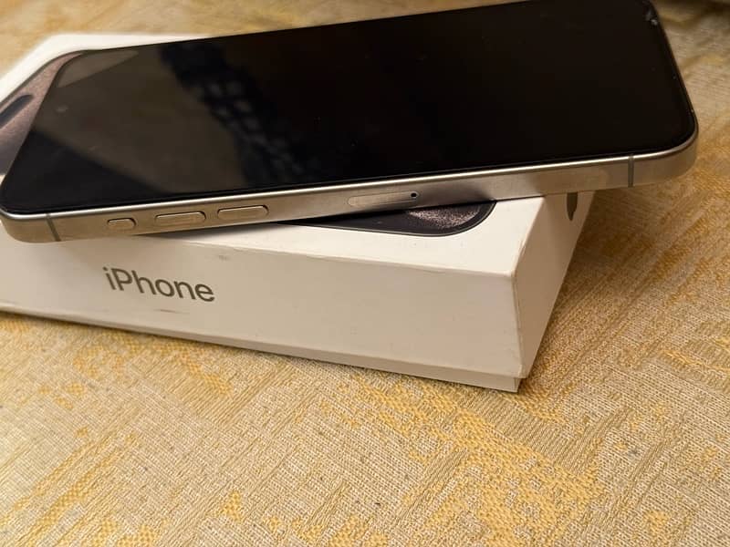 Iphone 15pro max Natural Titanium, 256GB PTA approved 5