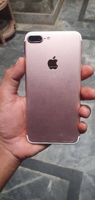 i phone 7 plus   10 by 10 1