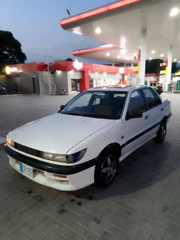 Mitsubishi Lancer 1991 2