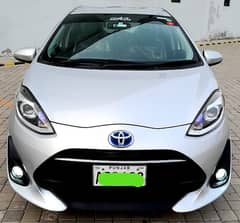 Toyota Aqua 2018/22 B to B Genuine with 4 Grade Auction Sheet