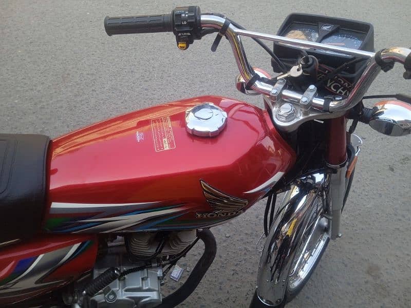 Honda 125 lush Condition No Work Required Just Purshad And Drive 0