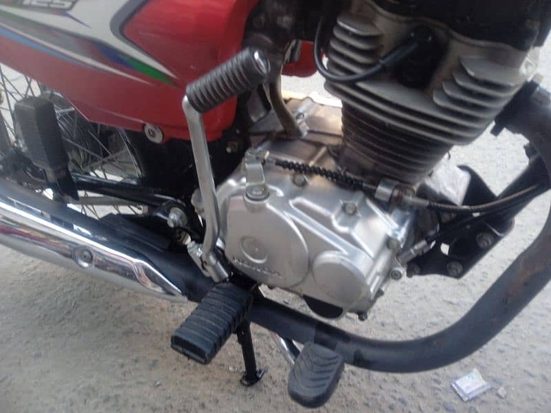 Honda 125 lush Condition No Work Required Just Purshad And Drive 2