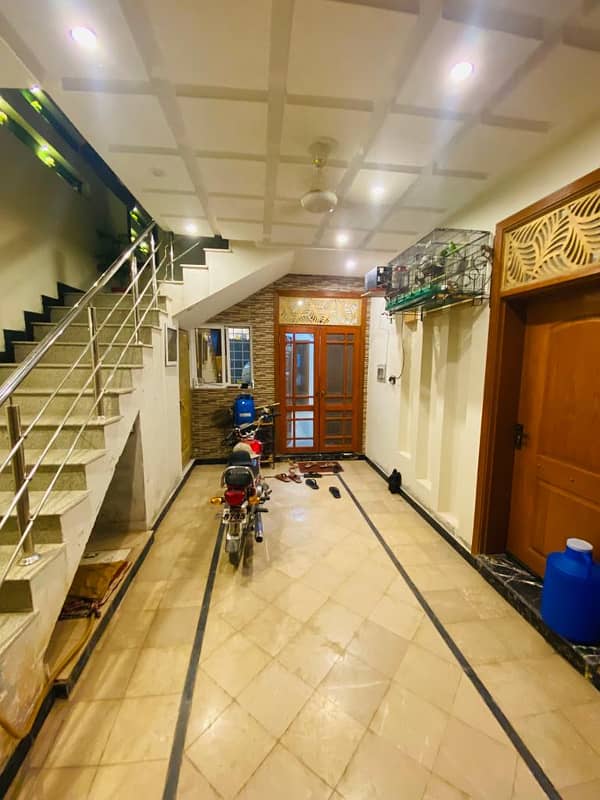 House In Gulraiz Housing Society Phase 4 For Sale 9