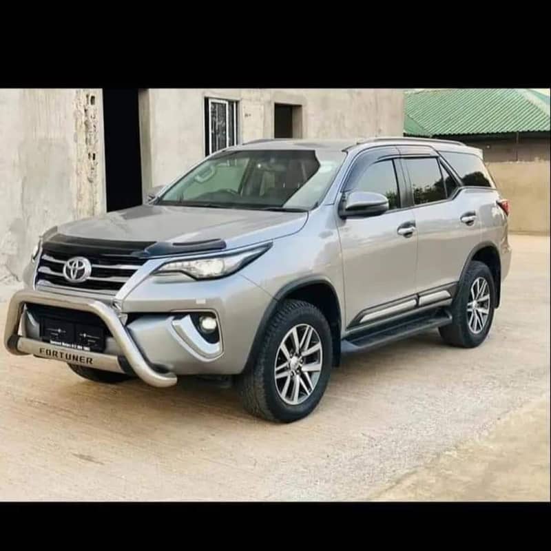 Latest Model PRADO,TOYOTA REVO, FORTUNER, Limo ,CAR RENTAL IN LAHORE 1