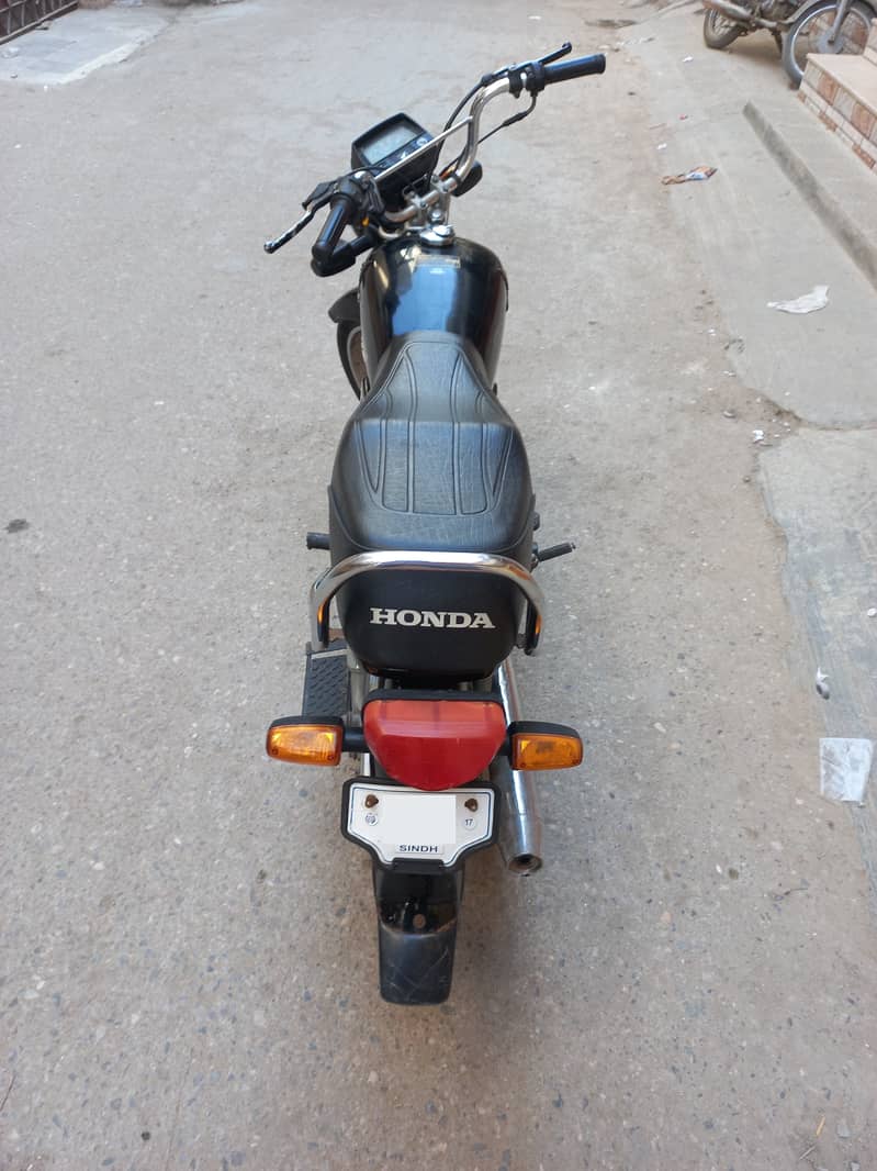 Honda CD 70 2016 8