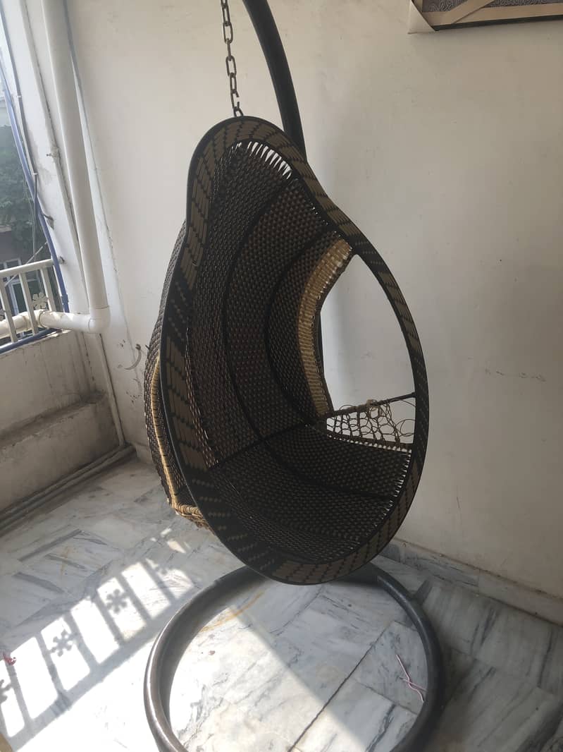 Swing chair 0