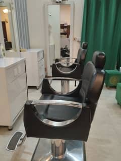 saloon chairs and beauty parlour