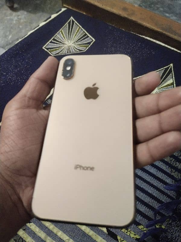 iphone xs golden colour 64 gb 2