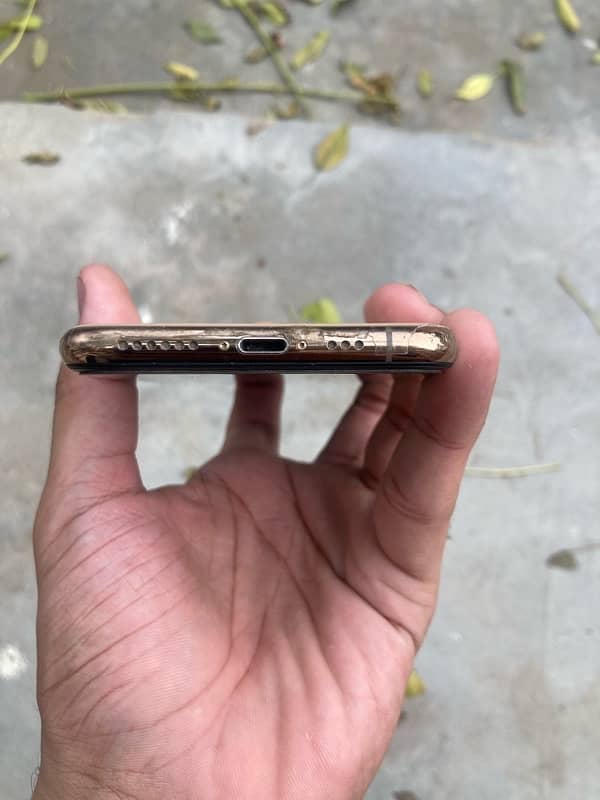 IPHONE Xs Non PTA JV 64gb Glass Change only 1