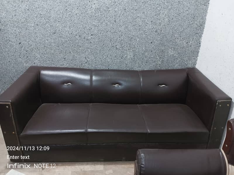 Office sofa he 3seater leather ka office sofa he 0