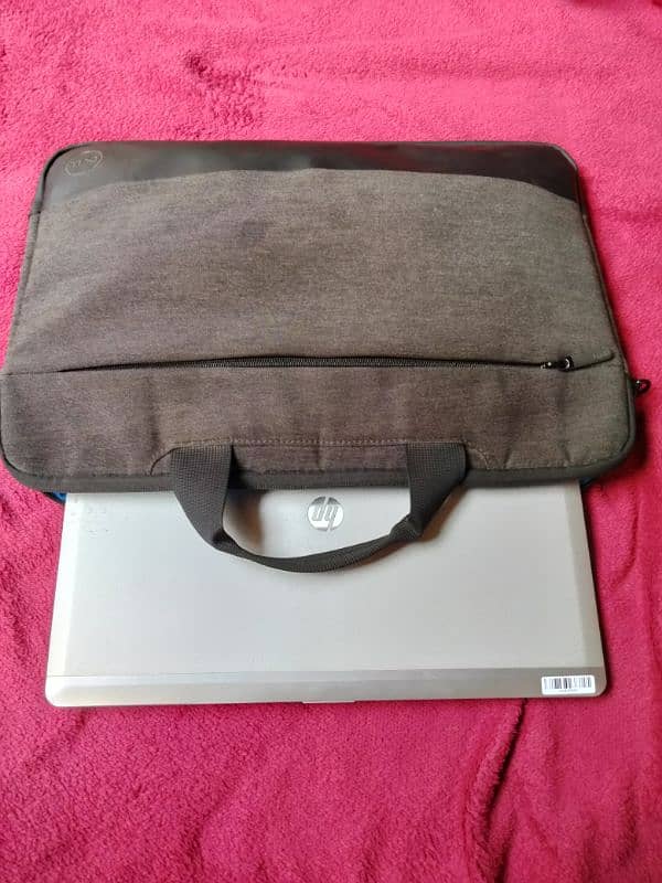 HP laptop 256gb i7genration condition 10by9 location wazirabad 0