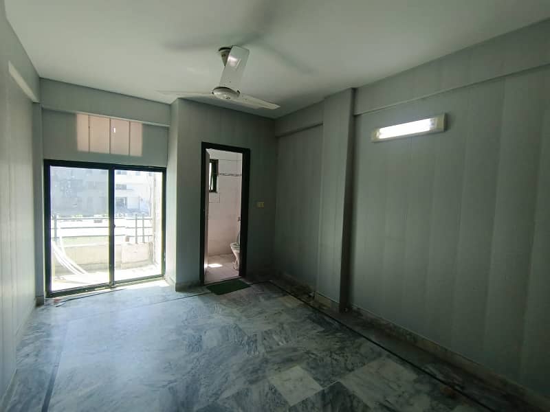 450 Sqft 1st Floor Office Available On Rent Located In I-8 Markaz 0