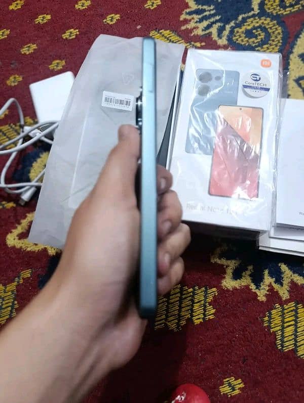 Redmi Note 13 Pro (Ice Blue) 4