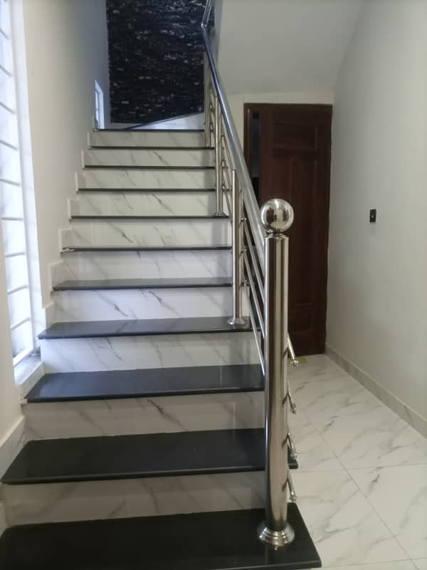 35x70, Full House Available for Rent with 6 Bedrooms in G-13, Islamabad 20