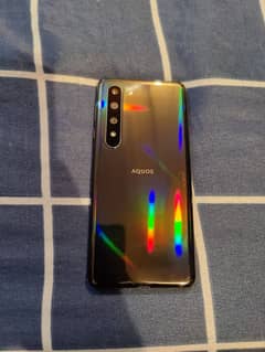 Aquos r5 5G