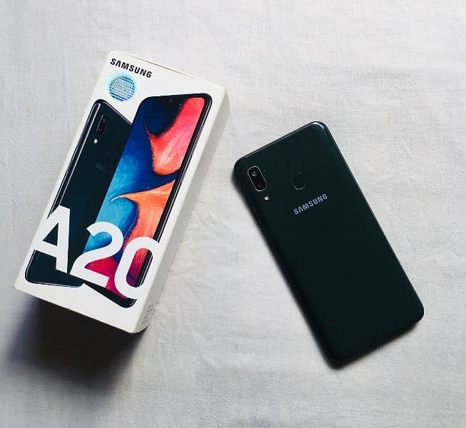 Samsung A20 With Box Exchange Possible. 3