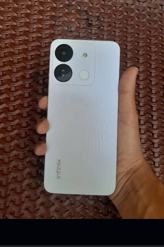 Infinix Smart 7 1