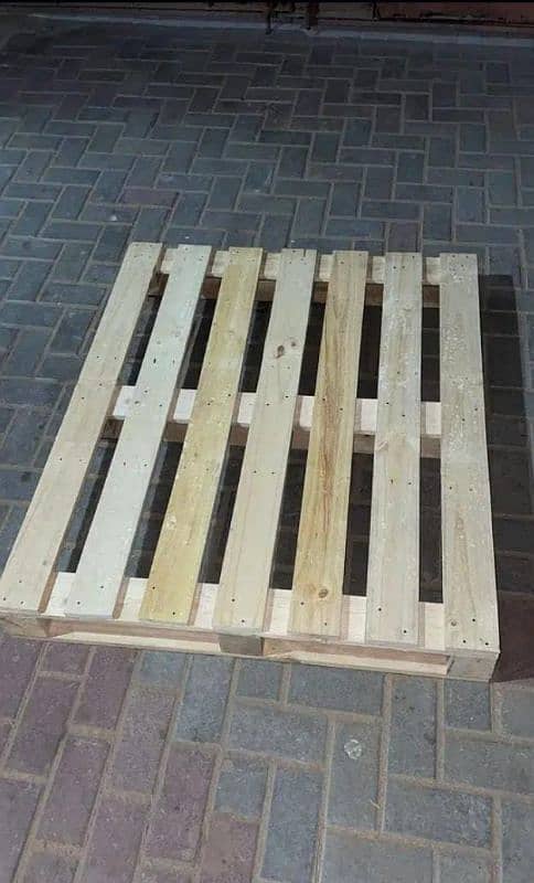 Heavy duty industrial imported pallets | Plastic pallets in Pakistan 8