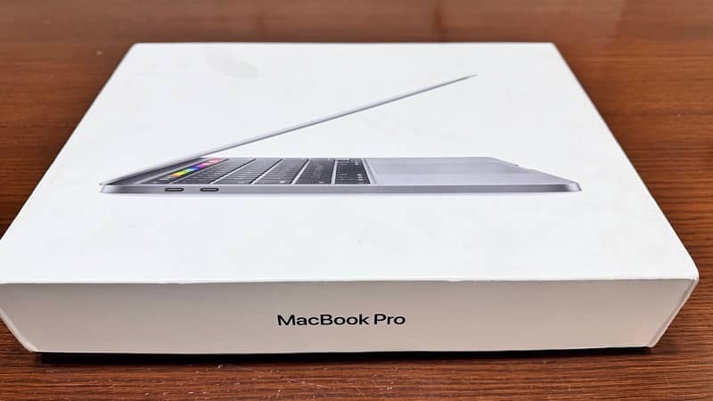 MacBook PRO 13inch (2020) 3