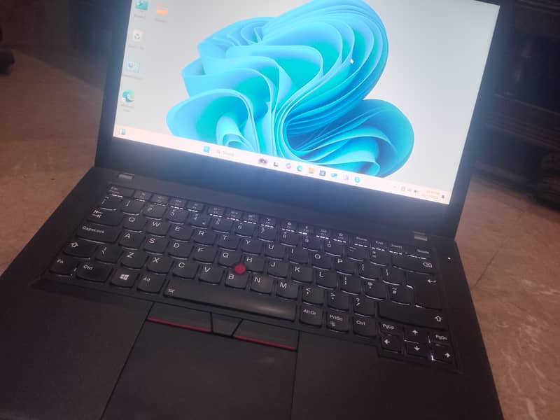 Lenovo i5 8th generation touch laptop 1