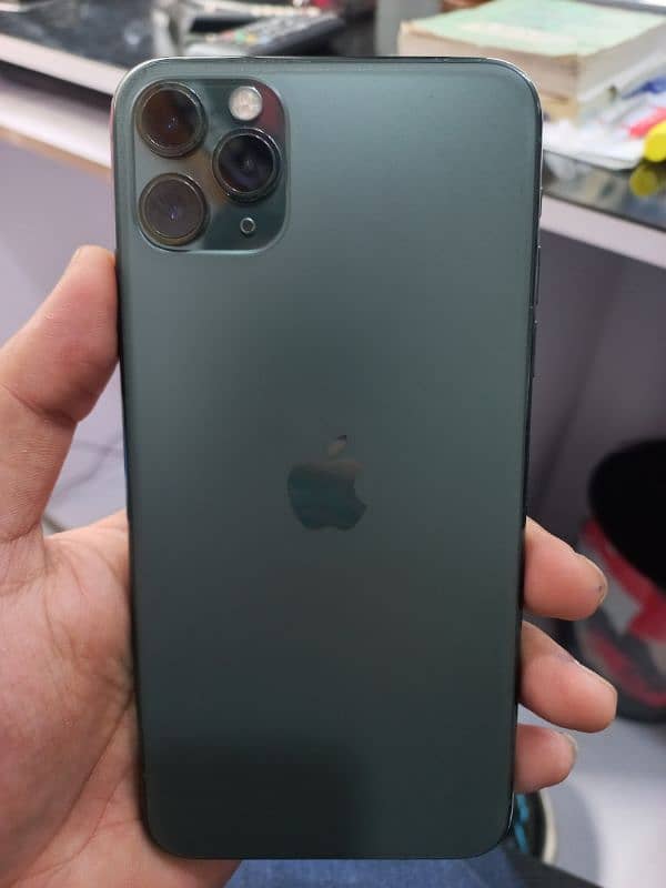 Iphone 11 pro max 64GB PTA 0