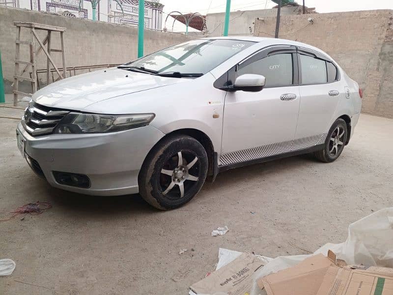 Honda city 2009 model urgent sale 15