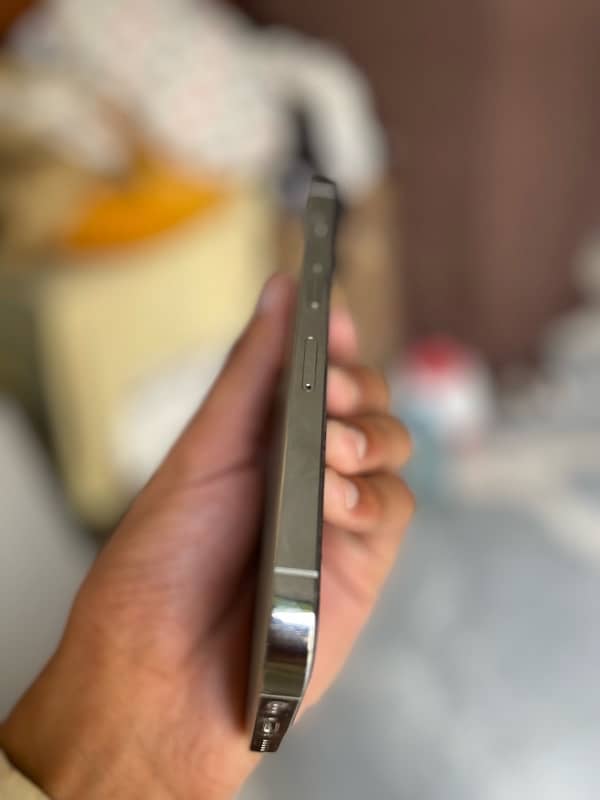 Iphone 13pro 10/10 Condition Non active 4