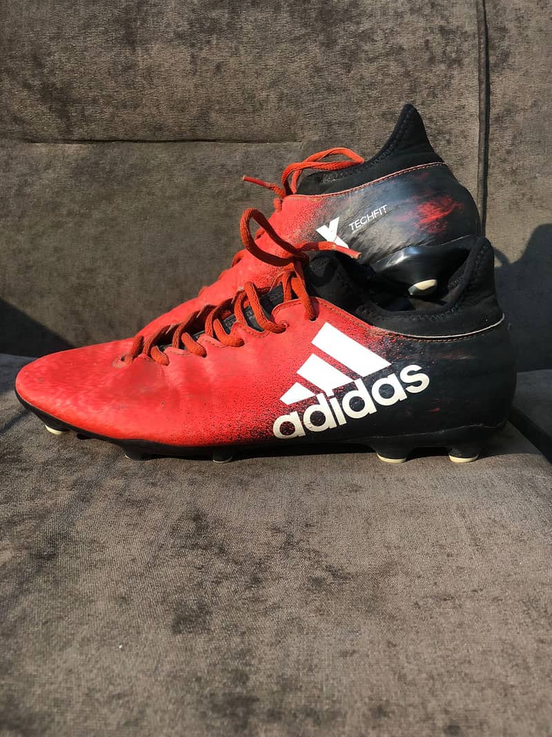 Original Adidas Red and Black Techfit Football Cleats UK 10 5