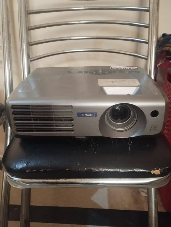 2 Projector for Sale 1