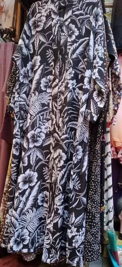 stylish Black And White Printed Abaya For hijabi girls