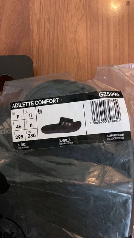 Adidas Original Adilette Comfort Slides/Slippers 2