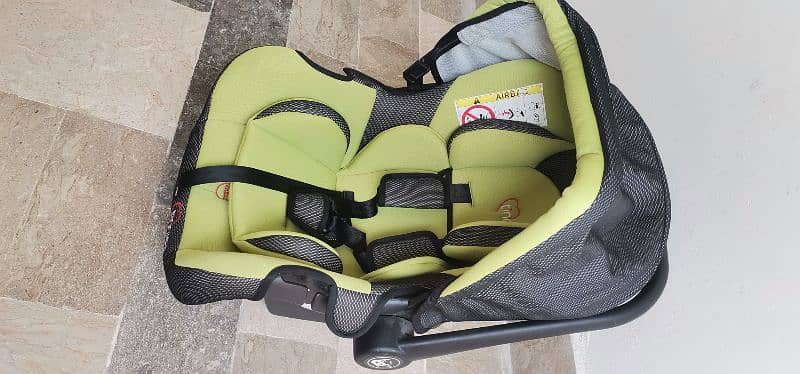 tinnies car seat brand new 1