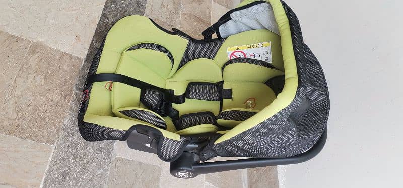 tinnies car seat brand new 5