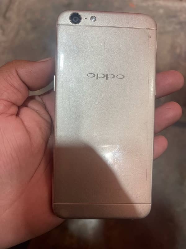 oppo A57 4-64 storage 1