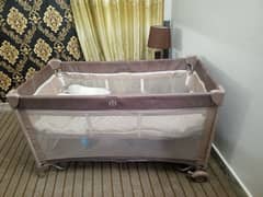 baby cot